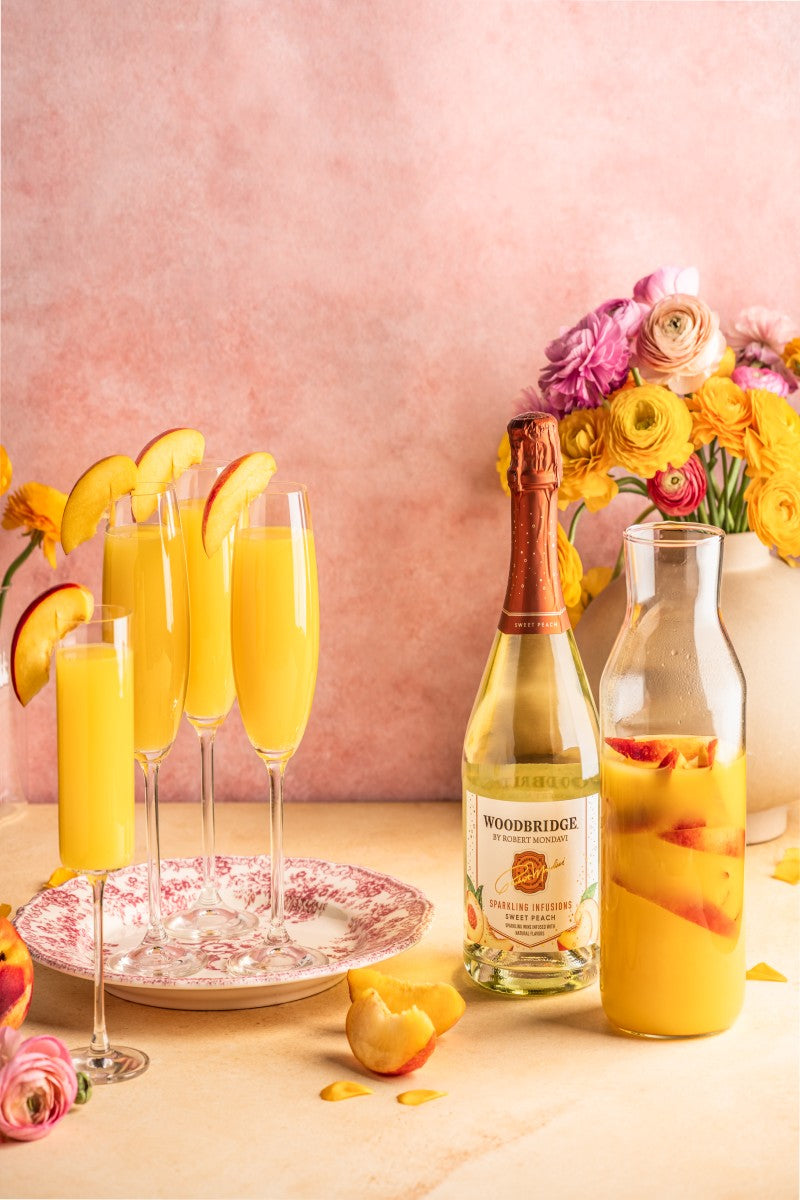 The Best Sweet Peach Mimosas (Mimosas with Peach Schnapps) - Seasoned  Sprinkles